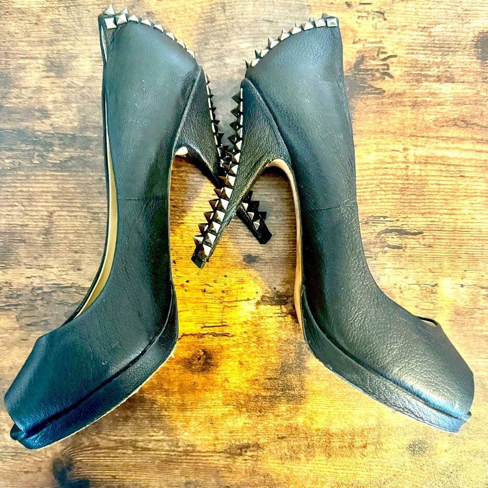 BCBGMaxAzria Leather Pumps